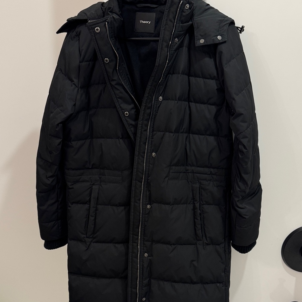 Theory Puffer Jacket